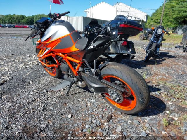 2022 KTM 1290 VBKV39403NM952548 Photo 2