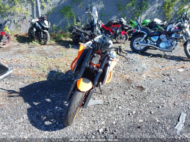 2022 KTM 1290 VBKV39403NM952548 Photo 4