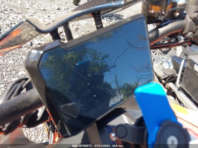 2022 KTM 1290 VBKV39403NM952548 Photo 6