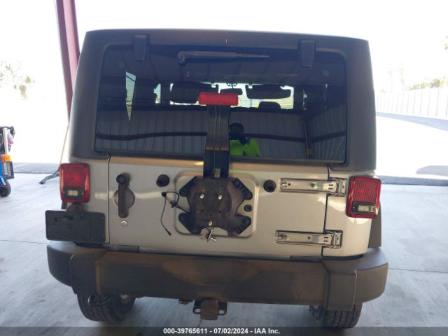 1C4AJWAG7GL305309 Jeep Wrangler Sport