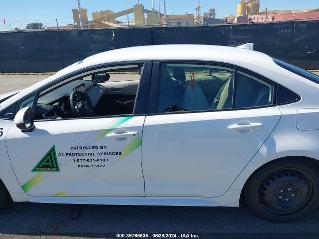 Toyota COROLLA LE 2021 JTDEPMAE2MJ141901 Image 14