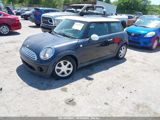 2007 MINI COOPER WMWMF33547TU61085 Photo 1