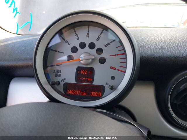 2007 MINI COOPER WMWMF33547TU61085 Photo 6