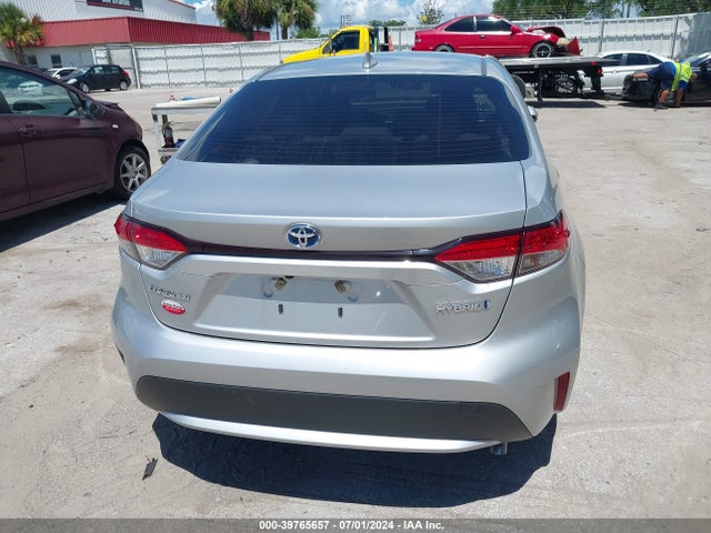Toyota Corolla Hybrid Le 2021 JTDEAMDE9MJ004385 Image 16