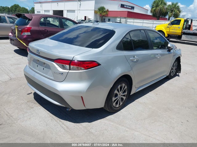 Toyota Corolla Hybrid Le 2021 JTDEAMDE9MJ004385 Image 4