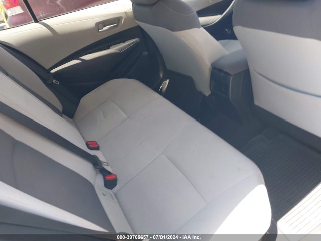 Toyota Corolla Hybrid Le 2021 JTDEAMDE9MJ004385 Image 8