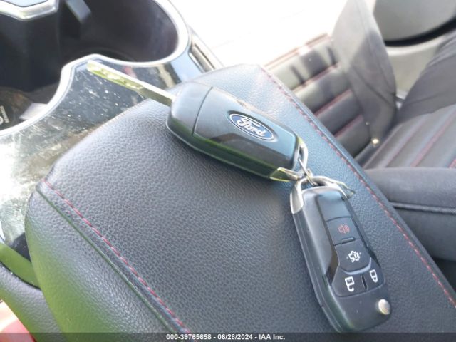 3FA6P0T97GR177452 Ford FUSION SE