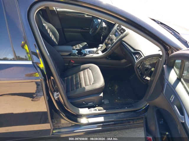 3FA6P0T97GR177452 Ford FUSION SE