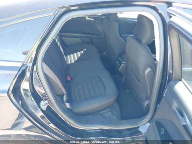 3FA6P0T97GR177452 Ford FUSION SE