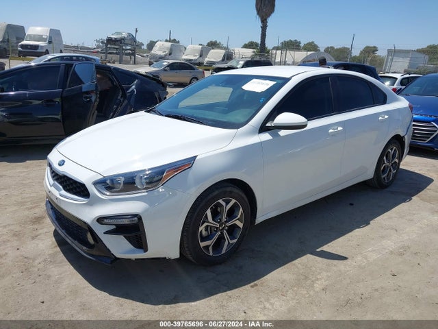 KIA Forte Lxs 2021 3KPF24AD9ME324624 Image 2