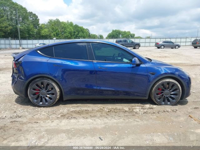 7SAYGDEF0NF539197 Tesla Model Y Performance Dual Motor All-wheel Drive