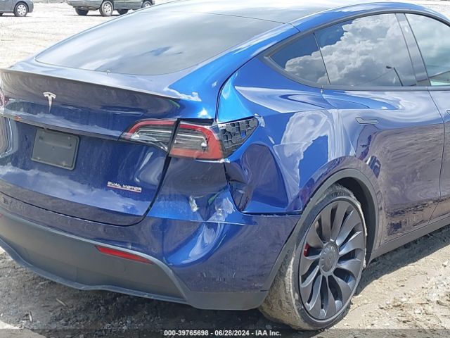 7SAYGDEF0NF539197 Tesla Model Y Performance Dual Motor All-wheel Drive