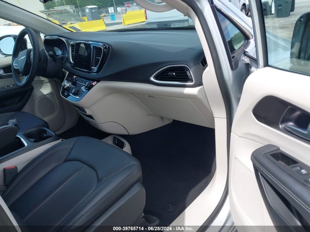 2C4RC1BG4RR143986 Chrysler Pacifica Touring L