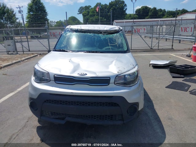 KIA Soul 2018 KNDJN2A25J7513254 Image 13