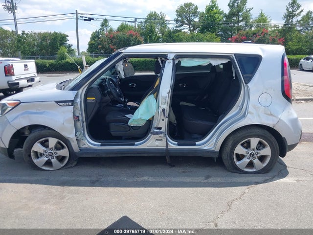KIA Soul 2018 KNDJN2A25J7513254 Image 15