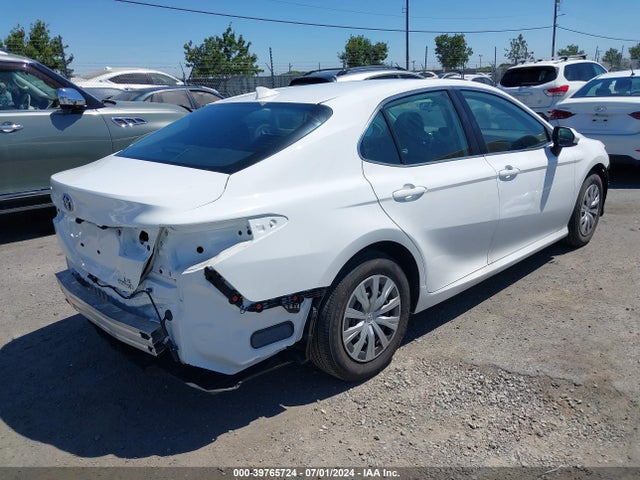 Toyota Camry Le Hybrid 2023 4T1C31AK3PU058113 Image 4