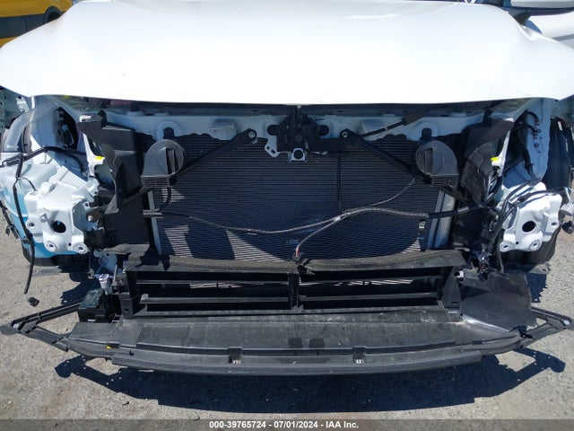 Toyota Camry Le Hybrid 2023 4T1C31AK3PU058113 Image 6