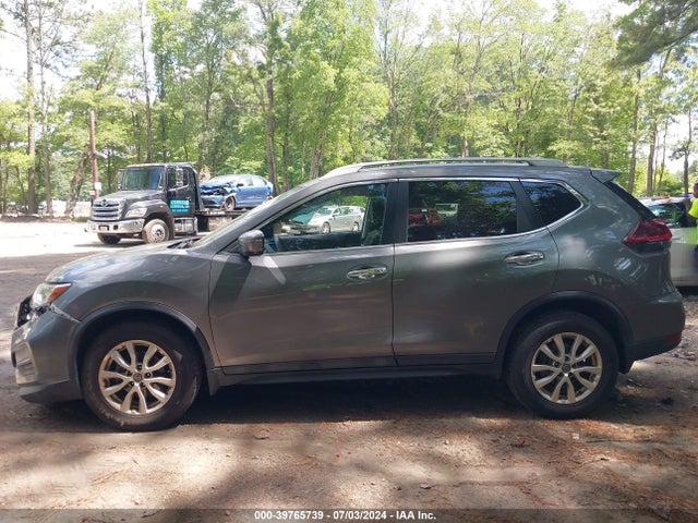 Nissan ROGUE SV 2018 5N1AT2MV1JC791955 Image 13