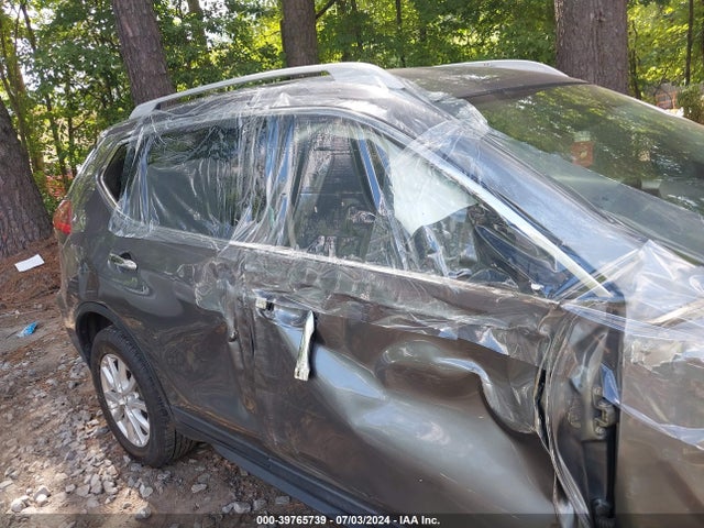 Nissan ROGUE SV 2018 5N1AT2MV1JC791955 Image 16