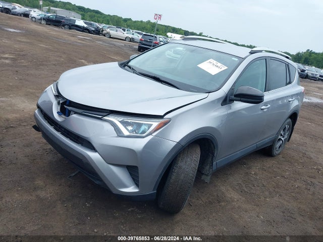Toyota RAV4 LE 2016 2T3BFREV6GW434719 Image 2
