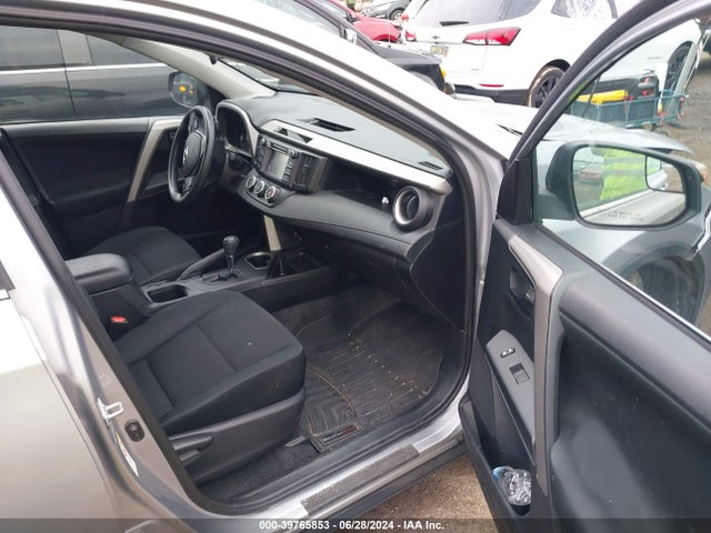 Toyota RAV4 LE 2016 2T3BFREV6GW434719 Image 5