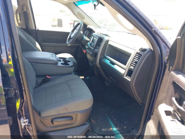 2017 RAM 1500 3C6RR7KT7HG742665 Photo 4