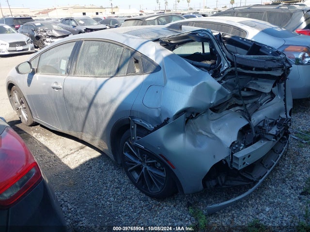 Toyota Prius Limited Awd-e 2024 JTDADABU6R3007853 Image 3