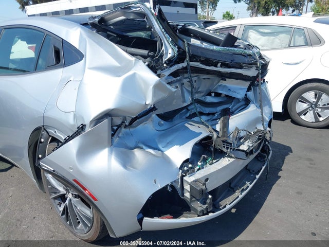 Toyota Prius Limited Awd-e 2024 JTDADABU6R3007853 Image 6