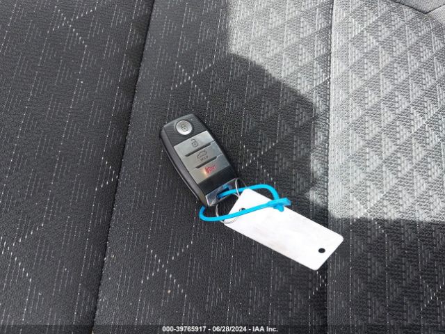 3KPA24AD2PE573555 KIA RIO S