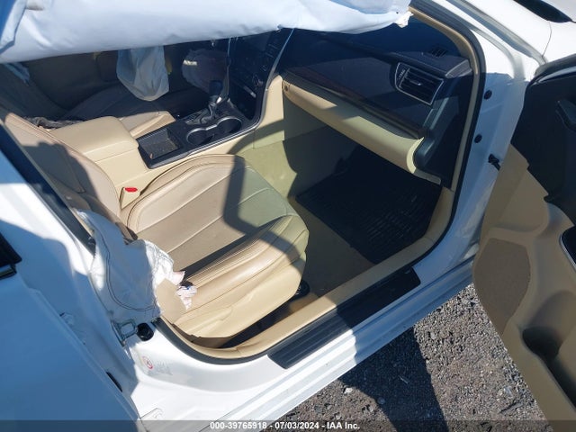 Toyota CAMRY LE 2015 4T4BF1FK2FR470121 Image 5