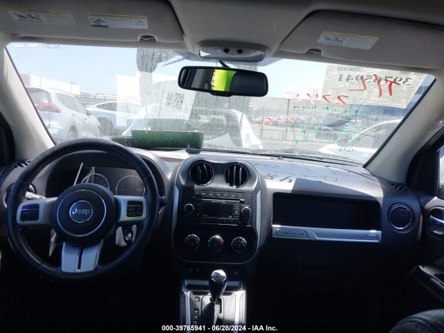 Jeep Compass Latitude 2016 1C4NJCEA8GD640871 Image 13