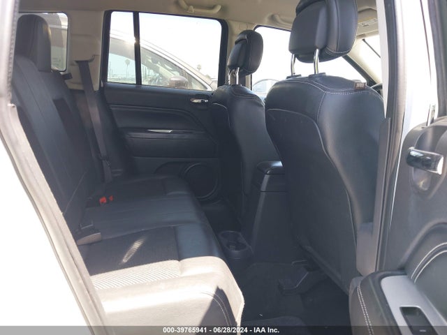 Jeep Compass Latitude 2016 1C4NJCEA8GD640871 Image 8