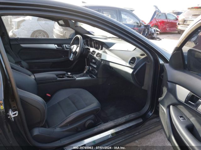 WDDGJ4HBXFG390507 Mercedes-Benz C 250