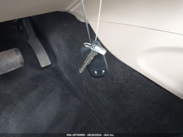 1C4RJFAG0FC751822 Jeep Grand Cherokee Laredo