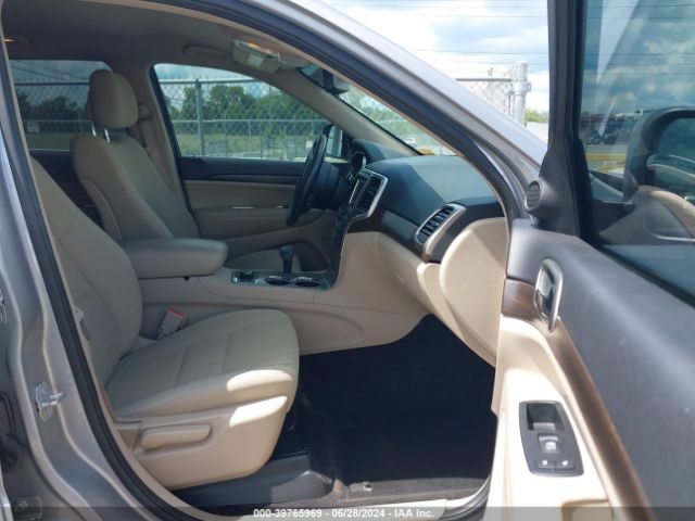 1C4RJFAG0FC751822 Jeep Grand Cherokee Laredo