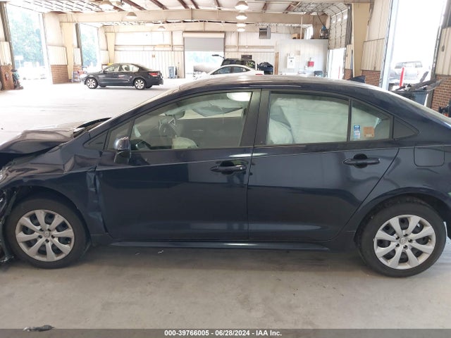 Toyota COROLLA LE 2021 JTDEPMAE6MJ141805 Image 14
