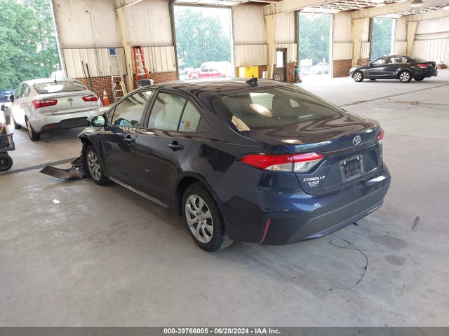 Toyota COROLLA LE 2021 JTDEPMAE6MJ141805 Image 3