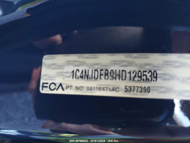 1C4NJDEB9HD129539 Jeep Compass High Altitude 4x4