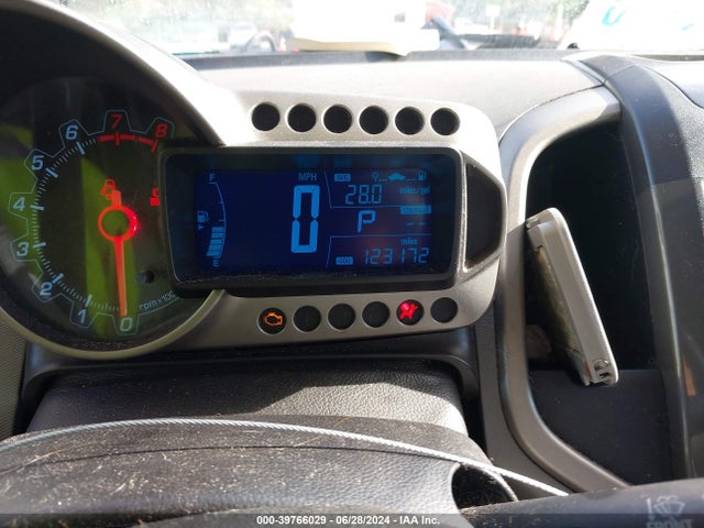 Chevrolet Sonic Ltz Auto 2015 1G1JE6SB5F4144998 Image 7