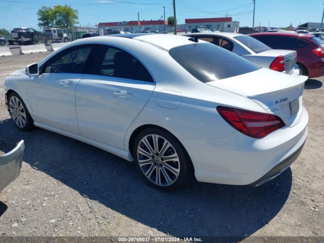 WDDSJ4GB7KN727443 Mercedes-Benz CLA 250 4MATIC