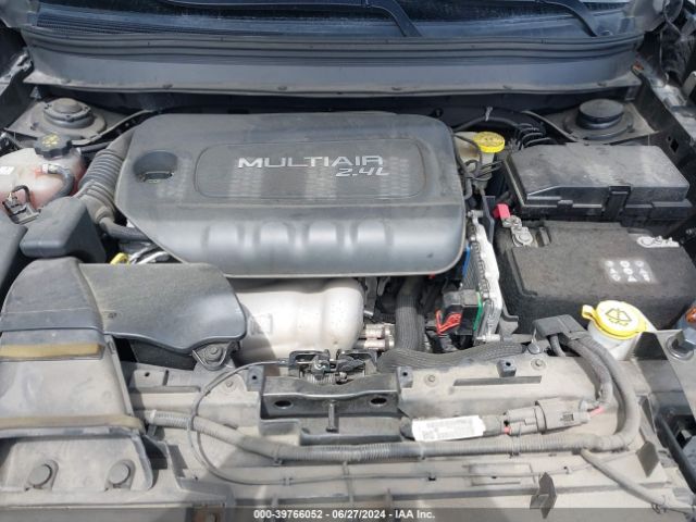 1C4PJLAB8FW707155 Jeep Cherokee Sport