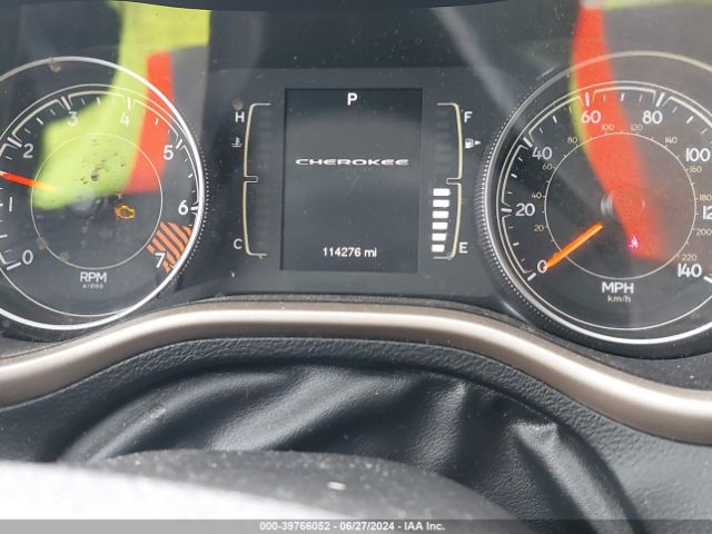 1C4PJLAB8FW707155 Jeep Cherokee Sport
