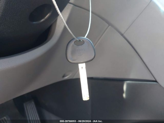 5NPEB4AC2EH905592 Hyundai SONATA GLS