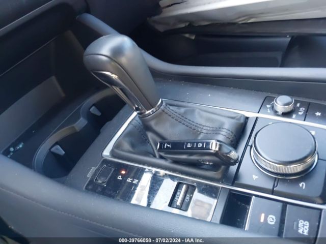 JM1BPAKM4P1615584 Mazda Mazda3 2.5 S Select