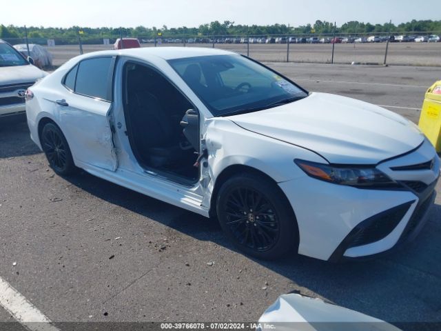 4T1G11AK8MU427924 Toyota Camry Se Nightshade Edition