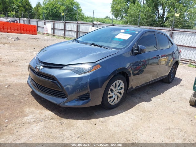 Toyota COROLLA LE 2019 2T1BURHE9KC240559 Image 2