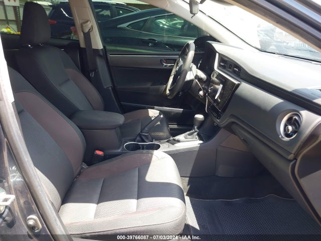 Toyota COROLLA LE 2019 2T1BURHE9KC240559 Image 5