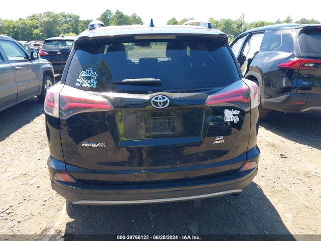 Toyota RAV4 SE 2018 2T3JFREV2JW836563 Image 16