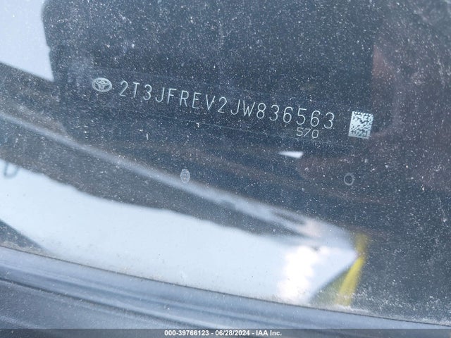 Toyota RAV4 SE 2018 2T3JFREV2JW836563 Image 17