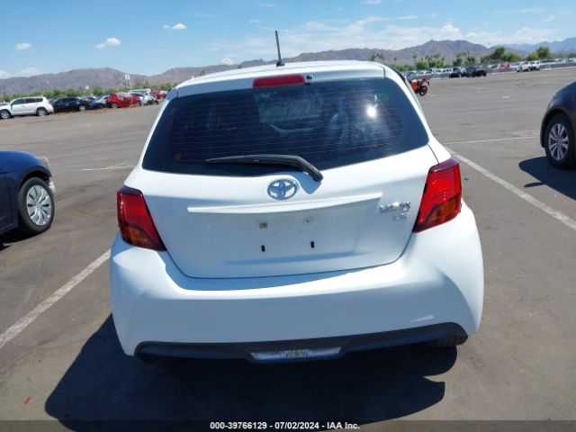 VNKKTUD32FA040635 Toyota YARIS LE